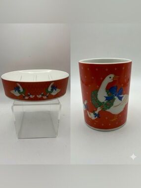 Vintage Ceramic Christmas Goose Blue Bow Soap Dish & Cup Red/White Made in Japan